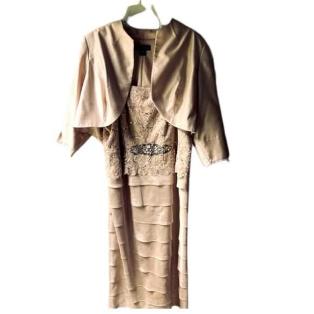 Mother of the bride gown plus size. 18 W